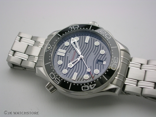 OMEGA SEAMASTER DIVER 300M 210.30.42.20.01.001  2019 DSCN5271_e0058e.JPG