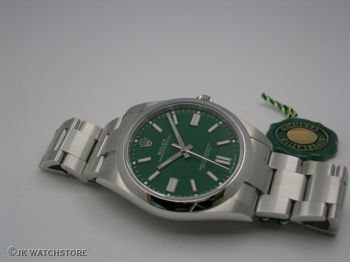 ROLEX OYSTERPERPETUAL 41MM 124300-0005 GREEN DIAL 2023 DSCN5374_dac1f0.JPG