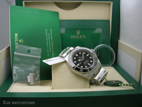 ROLEX SUBMARINER NO DATE 124060 2022 DSCN5397_8e8bd2.JPG